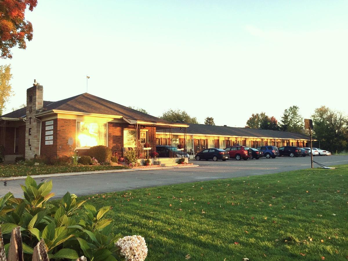 Park Place Motel&Suites Tweed Exterior foto